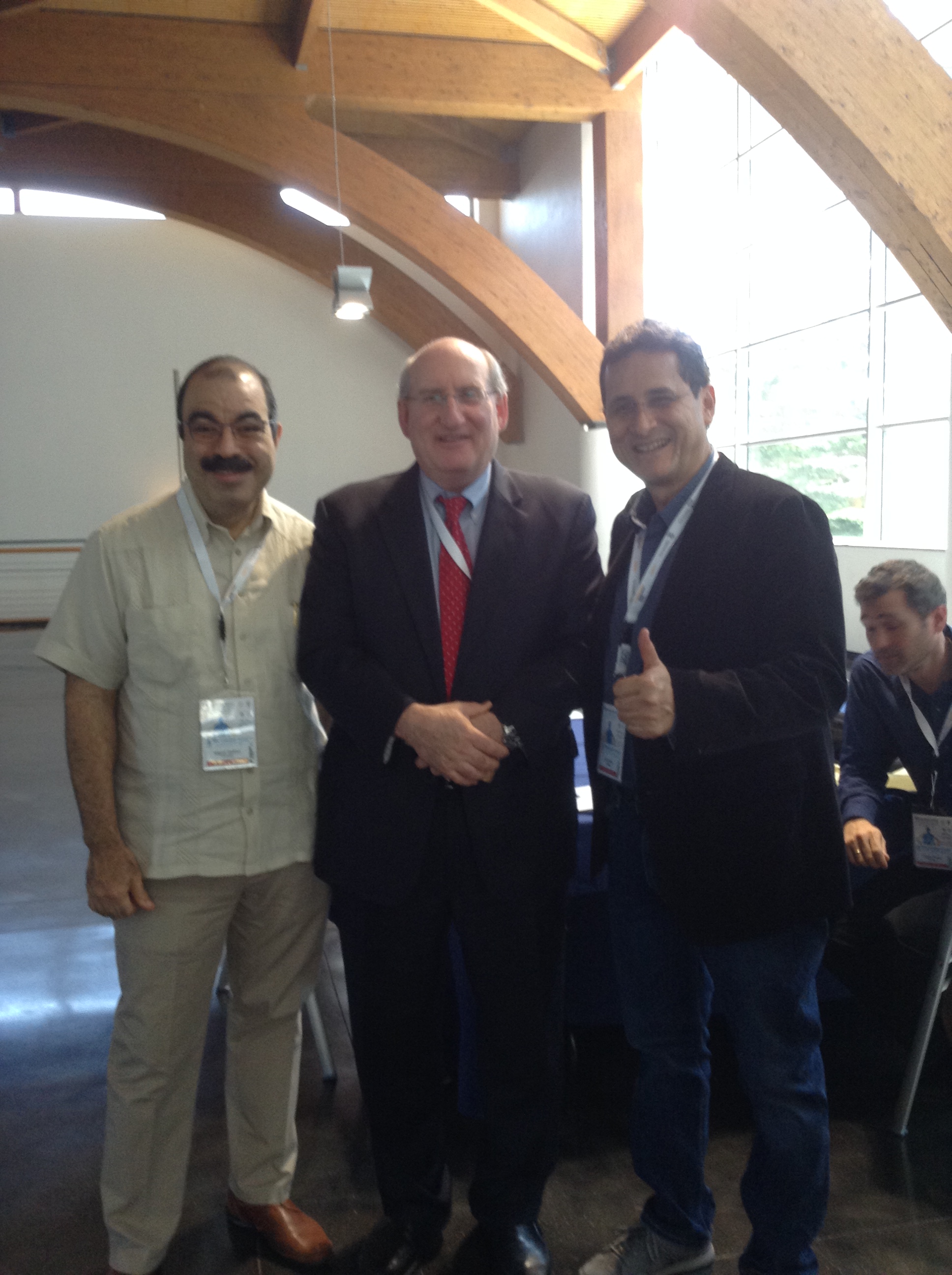 05-doctor-john-hezenberg-y-doctor-leon-mora-en-estoril-portugal